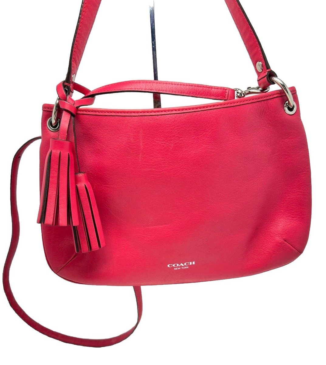 COACH レガシー　ピンク レザー ショルダーバッグ COACH ピンク レザー ショルダーバッグ新品 通販