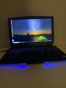 Dell Alienware 17 R3 Laptop i7-6820HK@2.70/ 16GB Ram/1TB HDD/GTX980M/17.3"/Win10 - Picture 1 of 12