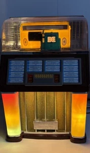 Thomas Collector's Edition Radio Jukebox Model 1960 AM FM Radio Cassette - Picture 1 of 15