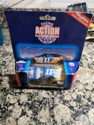 Ford Thunderbird 1995 Brett Bodine #11 Lowes acción NASCAR 1/64 diecast Foto 1 de 2