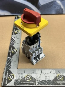 CUTLER-HAMMER C362NR30 Rotary Disconnect Switch & PMR-733 Knob_MULTIPLE IN STOCK - Picture 1 of 11