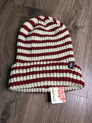 Свободное движение (свободные люди) слегка громоздкий темно-красный и кремовый цвет Beanie новый с Ярлыками - Изображение 1 из 4