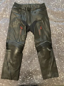 Triumph Motorrad Lederhose, W38 kurz - NEU! - Bild 1 von 7