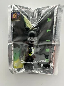 ALIEN FOX Movie Bearbrick 70% Strap Pepsi NEX Medicom Spielfigur - Bild 1 von 3