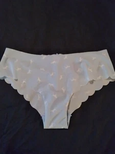 VICTORIA SECRET PINK SEAMLESS TAGLESS NO SHOW BLUE SCALLOP CHEEKSTER W DOG NWT L - Picture 1 of 2