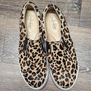 Clarks Animal Print Slip-On Sneakers faux Calfhair Classic Global Woman's 8.5 - Picture 1 of 7