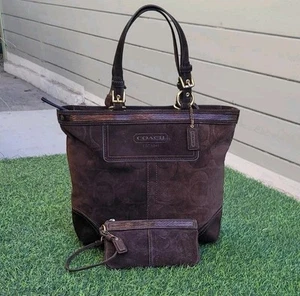 Vintage Coach Brown Suede Beaded Carryall Tote Shoulder Bag With Matching Wristl - Picture 1 of 13