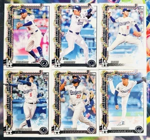 2025 Topps Holiday - Los Angeles Dodgers Lot (6) - Ohtani, Betts, Sasaki, mehr - Bild 1 von 2