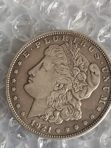 1921 MORGAN SILVER DOLLAR Good Condition - Picture 1 of 4