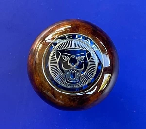 Jaguar Custom Wood Gear Shift Knob XJ6,XJS,XJ8,XK8,XJR,XKR,S-Type,X-Type,X308 V8 - Picture 1 of 3