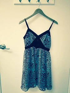 Forever 21 ladies summer dresse size M brand new purple/blackgray leopard design - Picture 1 of 2