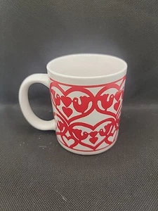 GW Red Hearts & Doves Valentine's Day Porcelain Mug - Picture 1 of 4