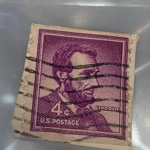 Lincoln 4c Great Well Kept In Album Stamp, Great Collector Stamp  - Picture 1 of 7