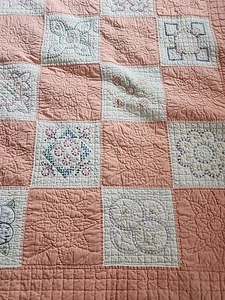 Vintage Kreuzstich Blumen Steppdecke Steppdecke Decke Wende 81x88 - Bild 1 von 15