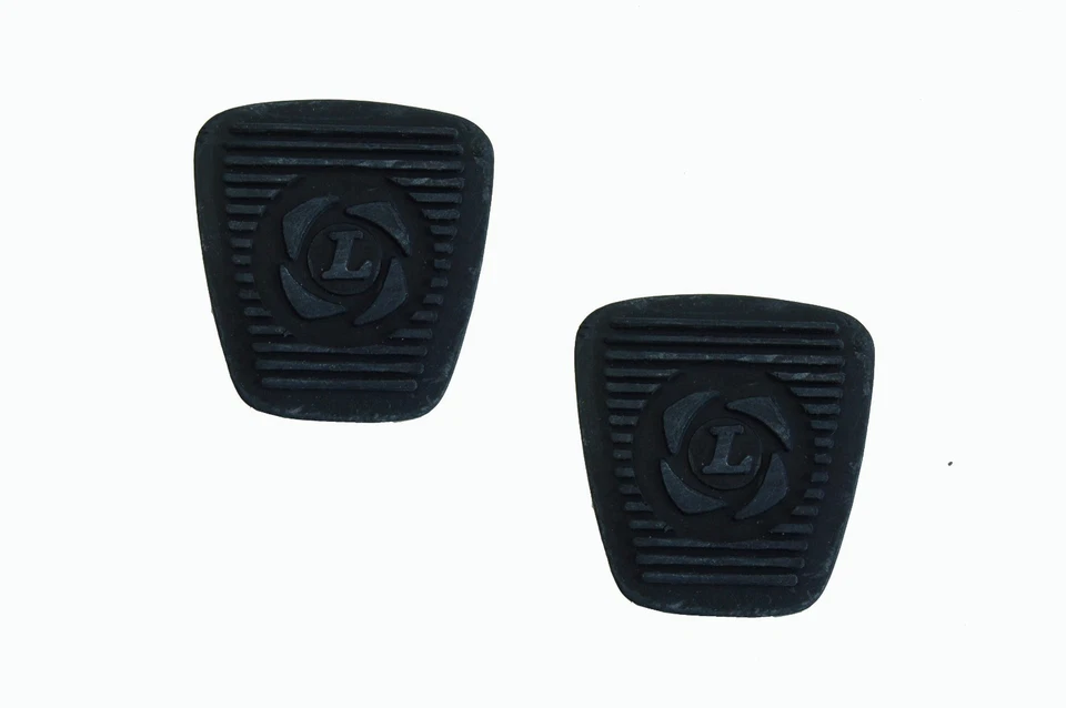 Brand New Pair of Clutch and Brake Pedal Pads Triumph Spitfire 1971-1980 TR7 TR8 Foto 1 de 1