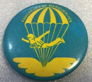 Vintage 2” Aviation Club Button Pinback LES FAUCHEURS DE MARGUERITES  Macaron QC - Picture 1 of 8