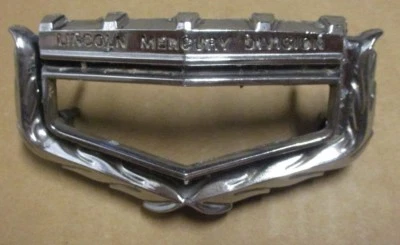 1971 1972 Mercury Marquis Front Emblem - Изображение 1 из 4