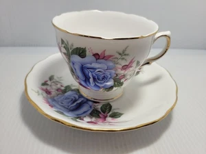 Mint ~ Royal Vale ENGLAND Teacup & Saucer Blue Rose with Fuchsia 7871 Porcelain - Picture 1 of 9