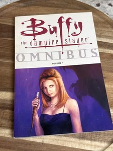 Buffy the Vampire Slayer: Omnibus #1 (Dark Horse Comics Juli 2007) 3rd Print - Bild 1 von 6