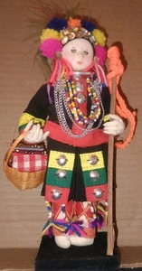 Chiangmai AKHA bambola Thailandia arciere tradizionale alta 8 1/4 vintage - Foto 1 di 9