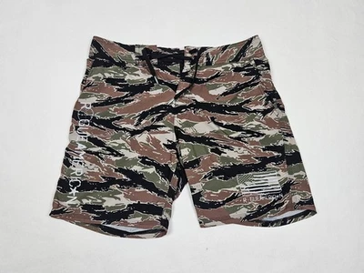 Rogue American Board Shorts Para Hombres 32 Camuflaje Traje de Baño Hecho en EE. UU. Marrón Verde Foto 1 de 4
