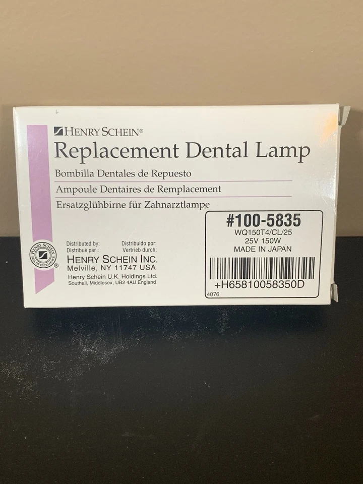Replacement Dental Lamp, HENRY SCHEIN #100-5835, 25V 150 W w/Lamp Install Tool - Image 1 of 3