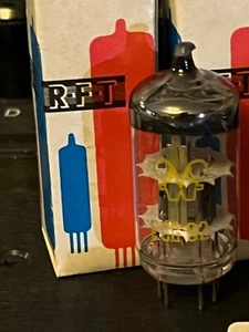 (2) Amplificador de tubo Doctor equilibrado y emparejado RFT Alemania - 12AU7 12AU7A ECC82 NUEVO DE LOTE ANTIGUO - Imagen 1 de 3