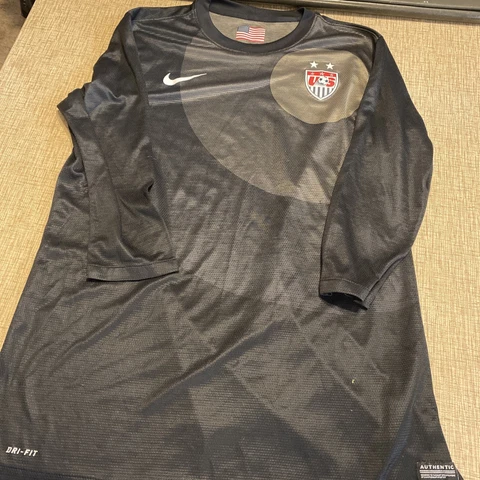 Nike USA Soccer Authentic Soccer Large Pullover Cover