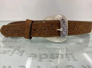Tony Lama Kids Little Texas C60119 Genuine Leather Belt 1.25 Size 26, Preowned. - Picture 1 of 6