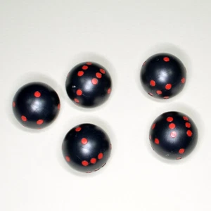 5 Rundwürfel Farbe Schwarz - Rot mit 21,5 mm, kultiger Rund Würfel von Frobis - Bild 1 von 3