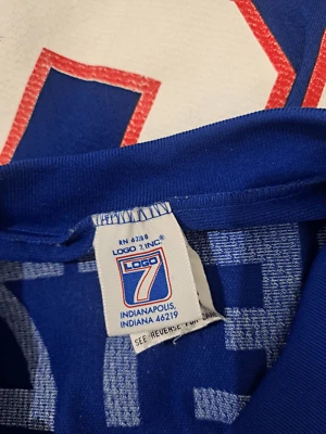 Vintage WAYNE GRETZKY mens large #99 NHL blue red jersey shirt COLLECTIBLE - Image 1 of 4