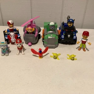 Paw Patrol Spielzeug Konvolut 4 Fahrzeuge + 10 Figuren Figuren Konvolut 14 Gelenk - Bild 1 von 7