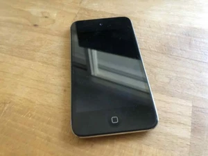 iPod Touch 4th Generation - Perfect Working Condition - 8GB - Model A1367 Apple - Picture 1 of 5