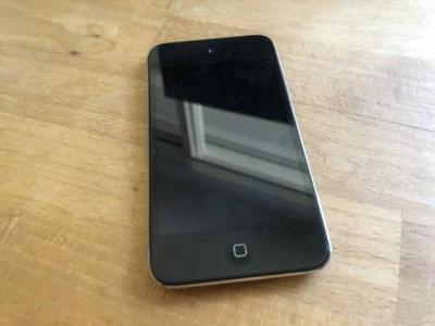 iPod Touch 4th Generation - Perfect Working Condition - 8GB - Model A1367 Apple - Image 1 of 4