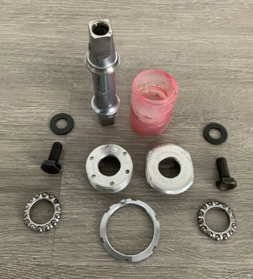 CAMPAGNOLO C-RECORD BOTTOM BRACKET 68-109 MM BSA THREADED 250 GRAMS - Image 1 of 4