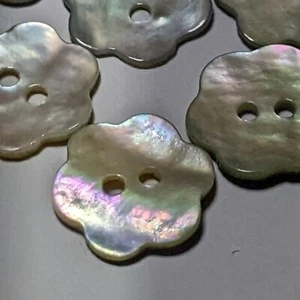 Natural Shell Flower Shaped Buttons 11mm and 15mm, Choice of Pack Sizes - Picture 1 of 8