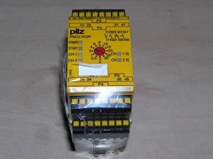 NEW - PILZ 787500 PNOZ XV2P C 30/24VDC 2n/o 2n/o t Safety Relay factory sealed - Picture 1 of 5