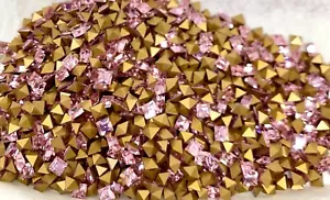 144 Stck. Swarovski 4401 4 mm Hellroségold Foliert Quadratische Form Strasssteine - Bild 1 von 3