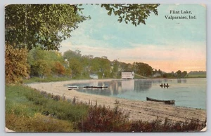 Postcard Flint Lake Valparaiso Indiana - Picture 1 of 2