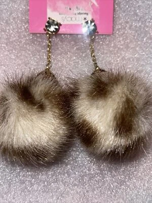 Pendientes colgantes Betsey Johnson Pom Pom estrás nuevos con etiquetas raros  Foto 1 de 2