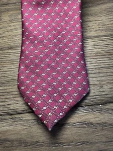 "Corbata de seda clásica Oscar De La Renta borgoña con detalles dorados 58"" x 3,25""" - Imagen 1 de 6