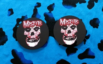 MISFITS - BLOODY SKULL -  PAIR OF PRINTED ROUND COASTERS - Image 1 of 2