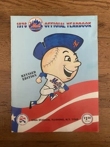 New York Mets - 1976 - Official Team Yearbook - AUTHENTIC - Picture 1 of 5
