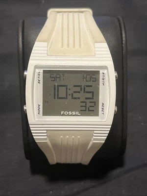 Raro Reloj Digital Fósil Vintage Cuarzo DQ-1189 Banda Silicona Funcionando Foto 1 de 4