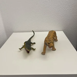 Figura animal vintage grande imperial 1986 león y cocodrilo figuras - Imagen 1 de 12
