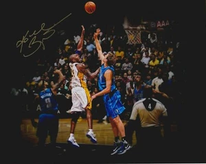 KOBE BRYANT 8 x 10 REIMPRESIÓN FOTO Y REIMPRESIÓN AUTÓGRAFO EN PAPEL FOTOGRÁFICO BRILLANTE - Imagen 1 de 1