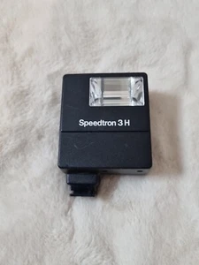 Speedtron 3H Shoe Mount Flash Compact Compatible with Olympus Trip Vintage - Picture 1 of 3