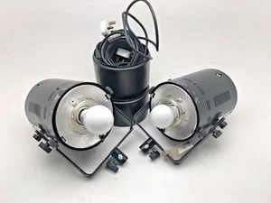Bowen’s Monolite 200 flash heads - Picture 1 of 4