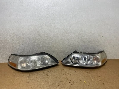 2005 to 2011 Lincoln Town Car Left+Right Side Headlights T5461 DW - Image 1 of 4