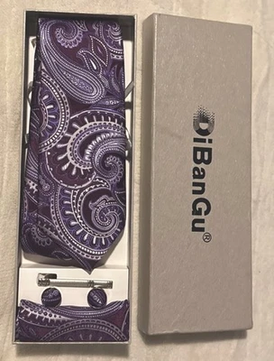 Di Ban Gu ~ Corbata a juego de cachemira púrpura - Gemelos - Cuadrado de bolsillo y juego de clips de corbata Foto 1 de 4